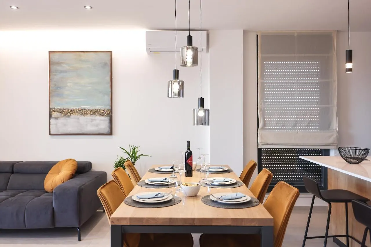 Leonardo Luxury Residence 2 Penthouse With Jacuzzi Zadar