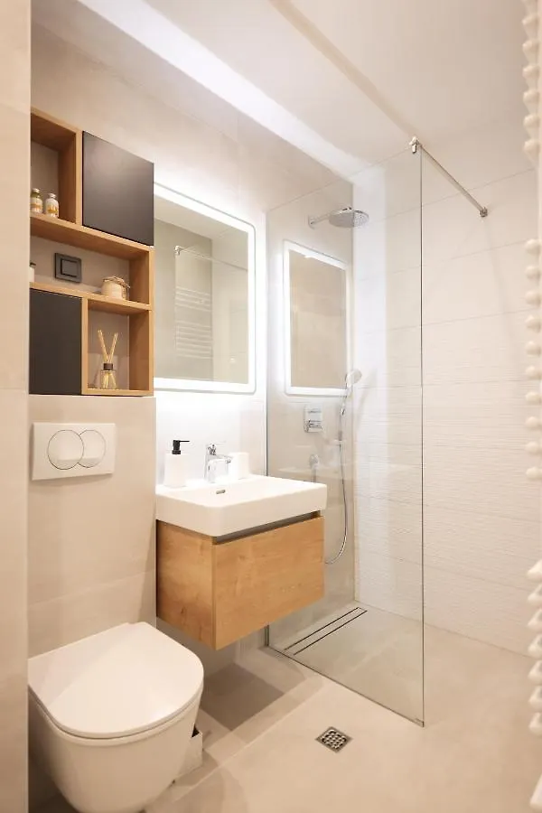 Apartment Leonardo Luxury Residence 2 Penthouse With Jacuzzi Zadar