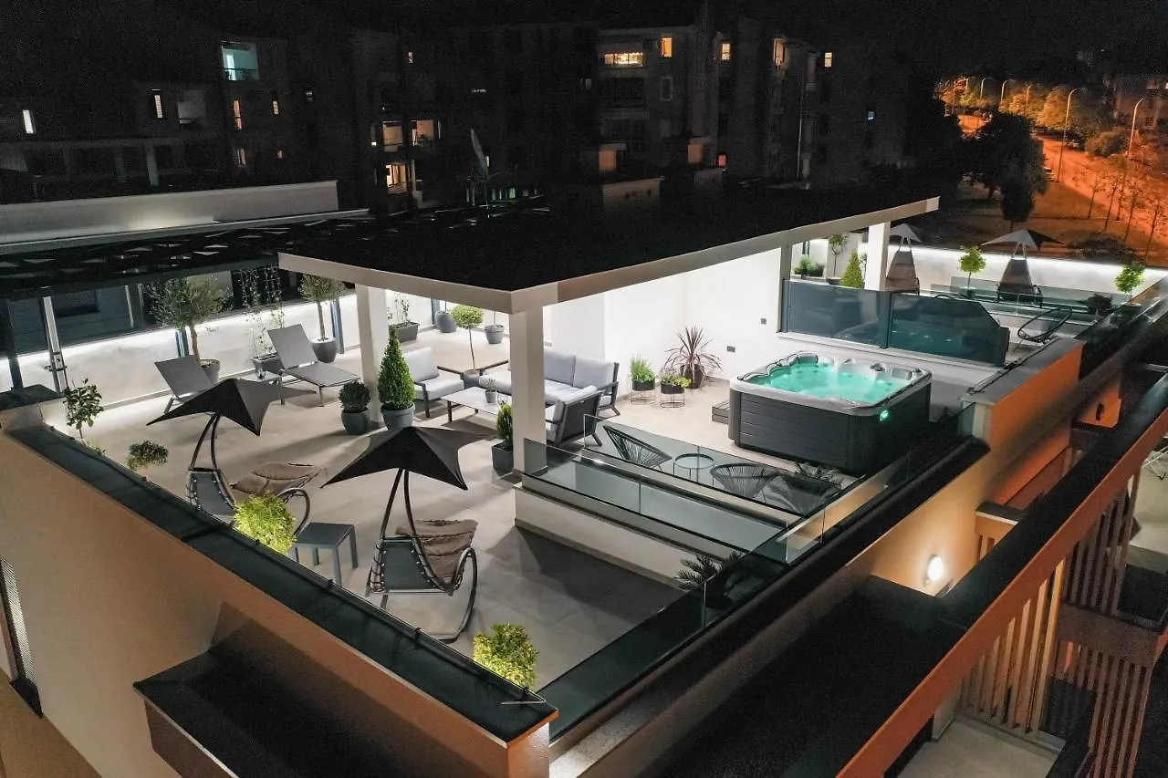 Apartment Leonardo Luxury Residence 2 Penthouse With Jacuzzi Zadar