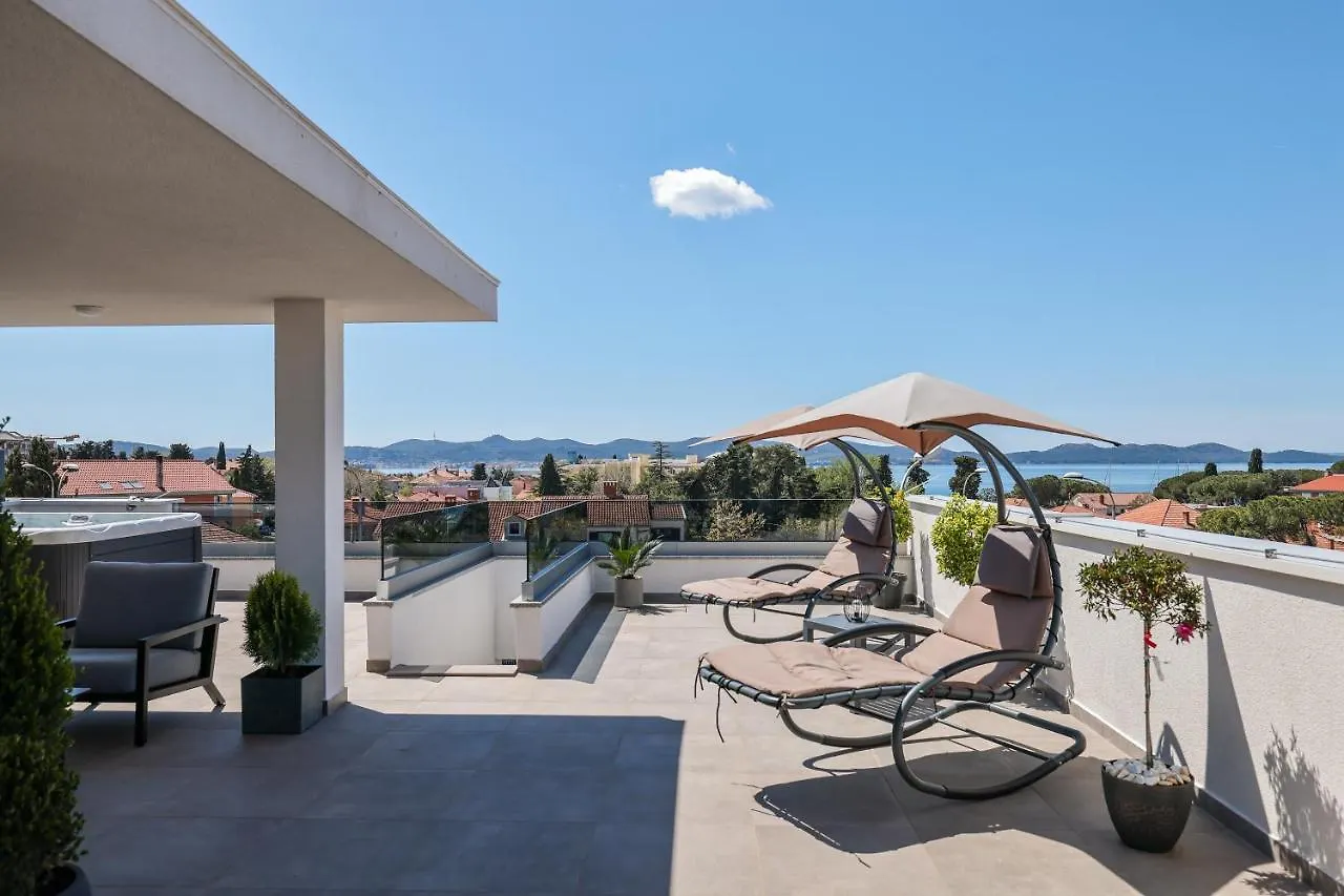 Leonardo Luxury Residence 2 Penthouse With Jacuzzi Zadar